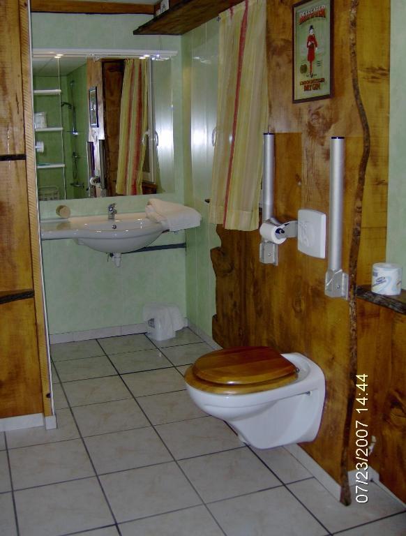 Hotel Restaurant Lancheton Saint-Julien-Mont-Denis Room photo